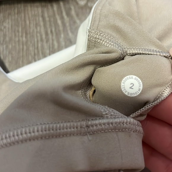 Lululemon Align Tank - Picture 5 of 5